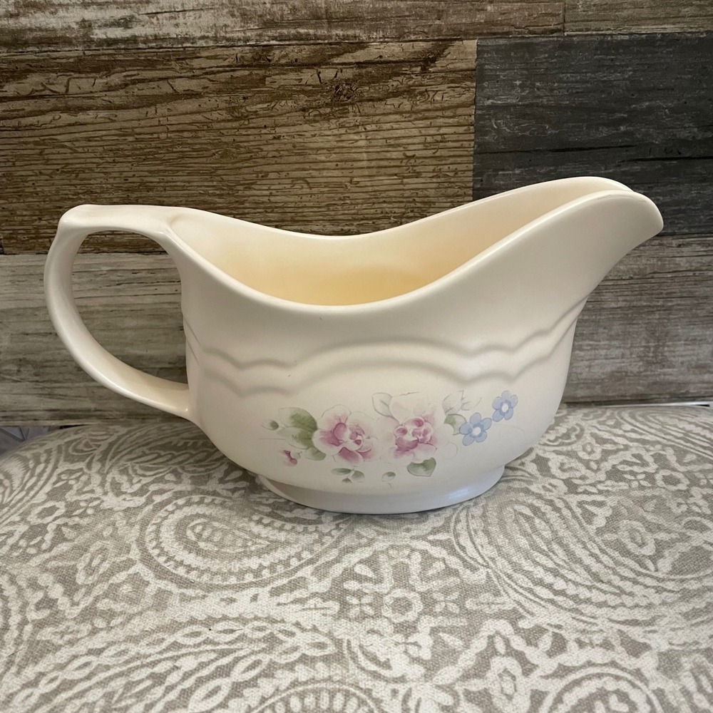 Pfaltzgraff Tea Rose Gravy Boat Cream Floral Embossed Dishwasher Microwave Safe